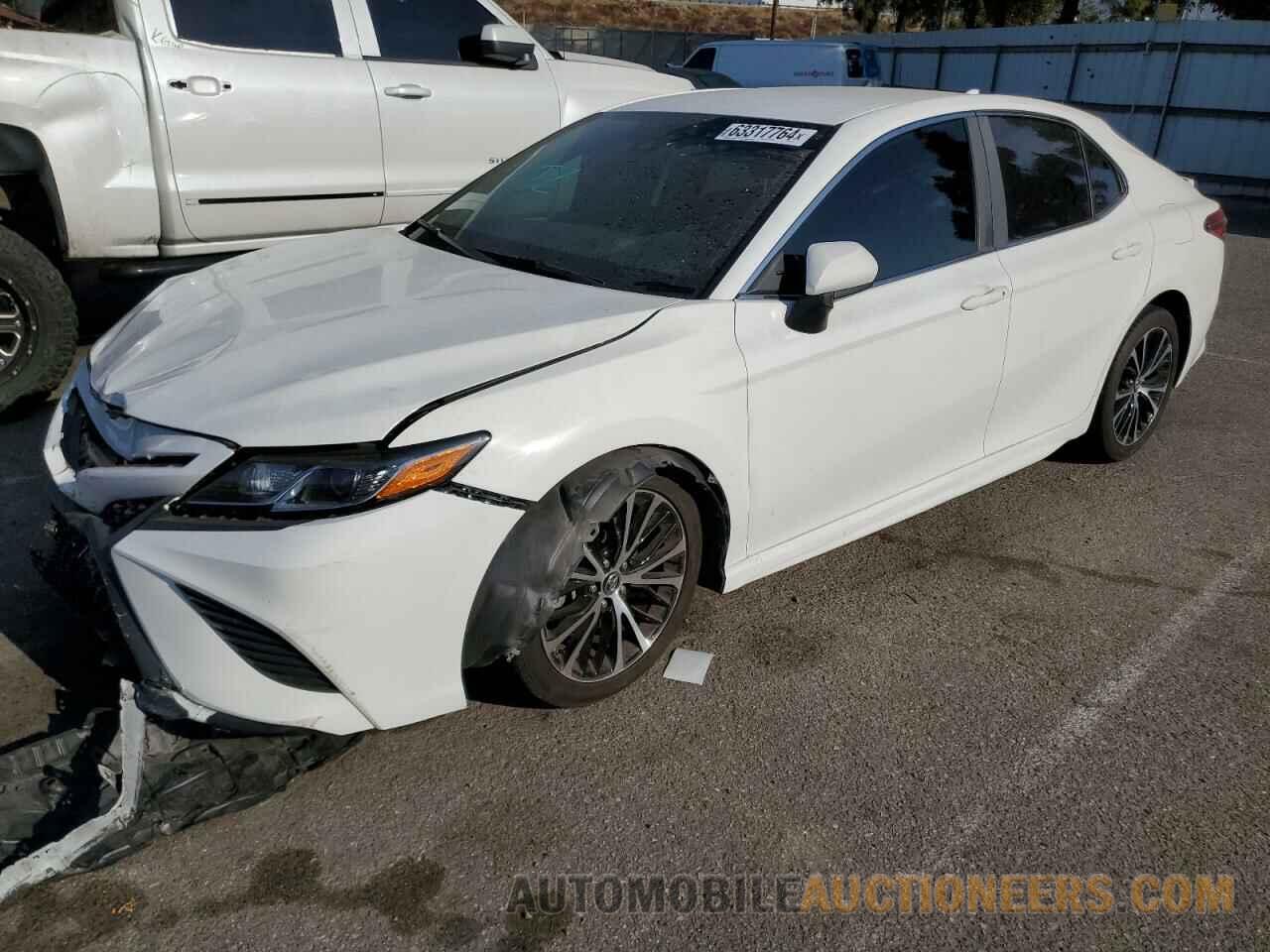 4T1B11HK0KU165605 TOYOTA CAMRY 2019