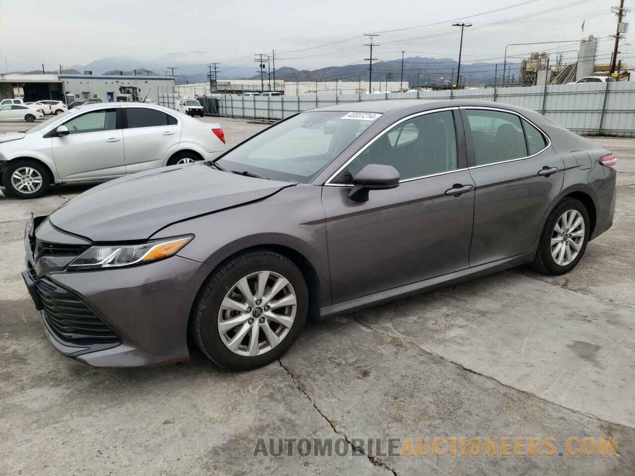 4T1B11HK0KU176006 TOYOTA CAMRY 2019