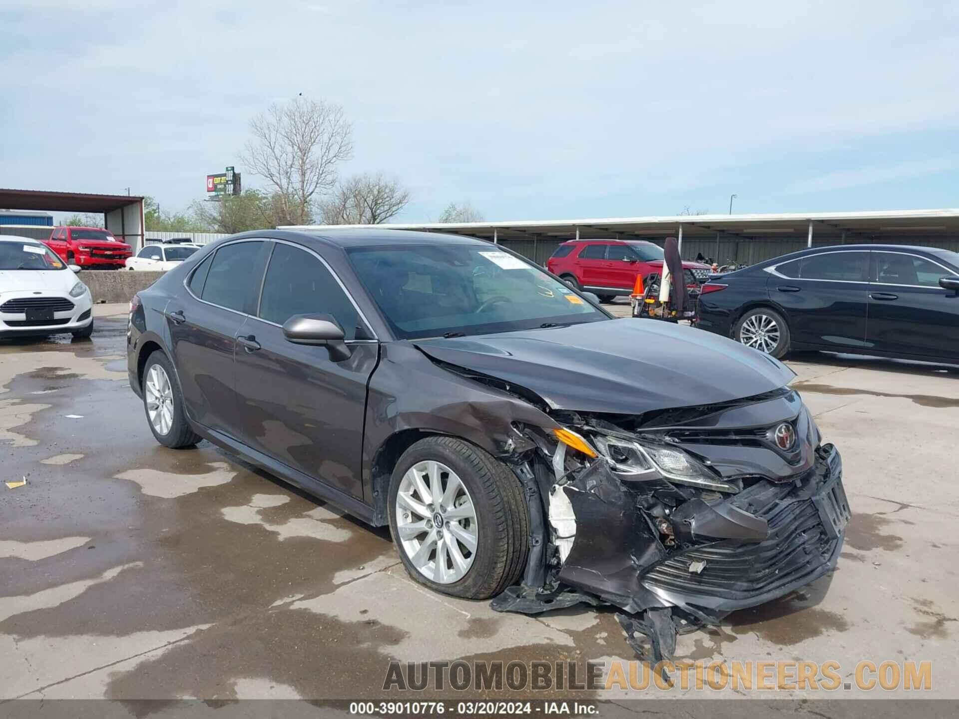 4T1B11HK0KU183196 TOYOTA CAMRY 2019