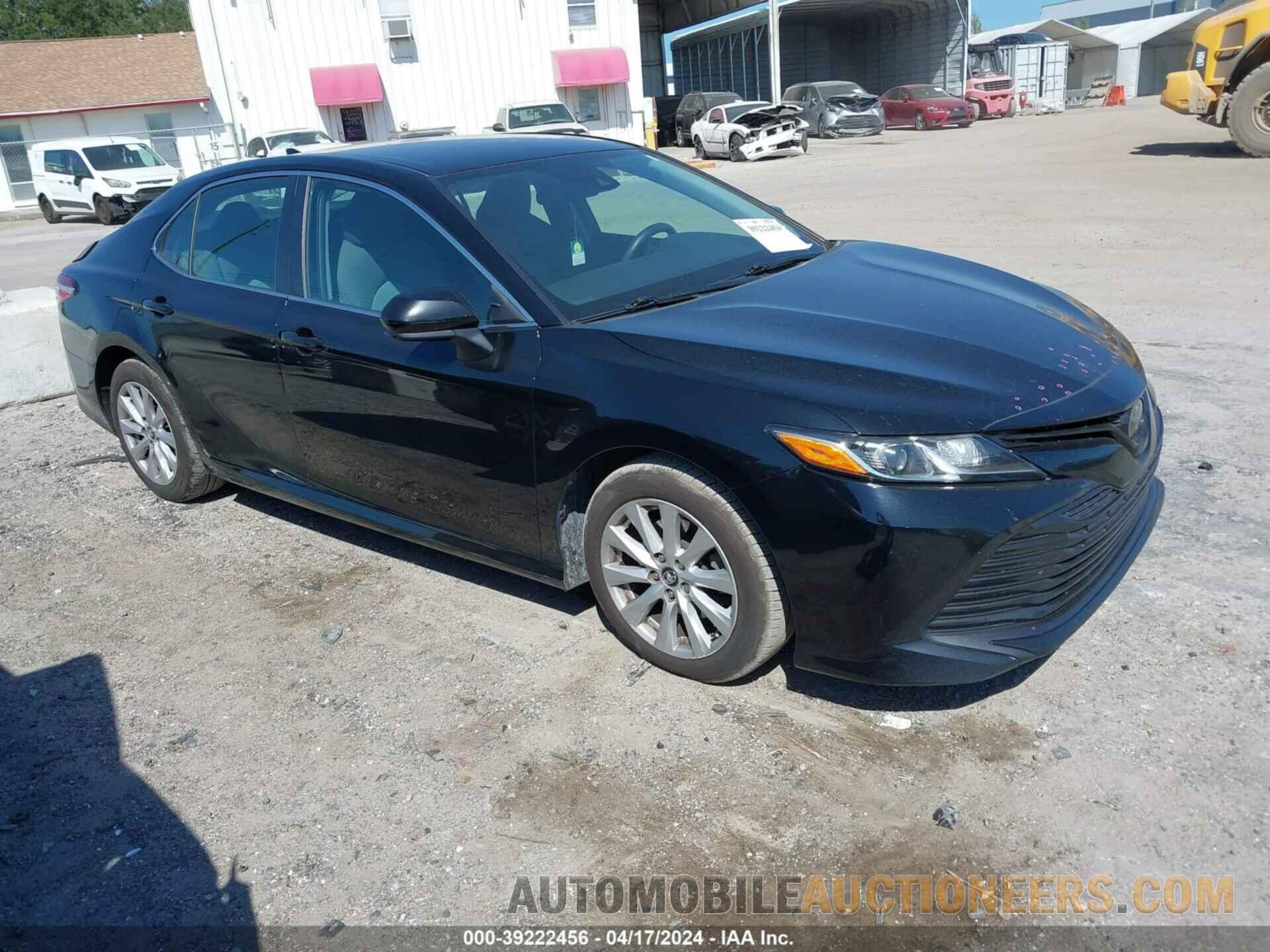 4T1B11HK0KU183957 TOYOTA CAMRY 2019