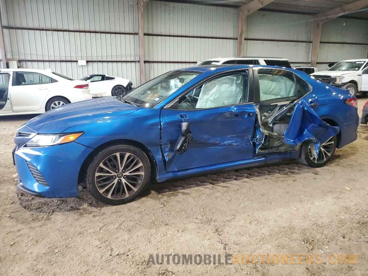 4T1B11HK0KU187118 TOYOTA CAMRY 2019