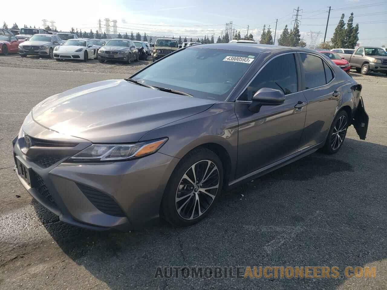 4T1B11HK0KU190262 TOYOTA CAMRY 2019