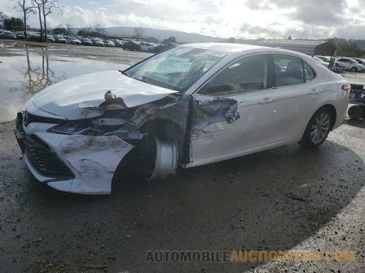 4T1B11HK0KU191783 TOYOTA CAMRY 2019