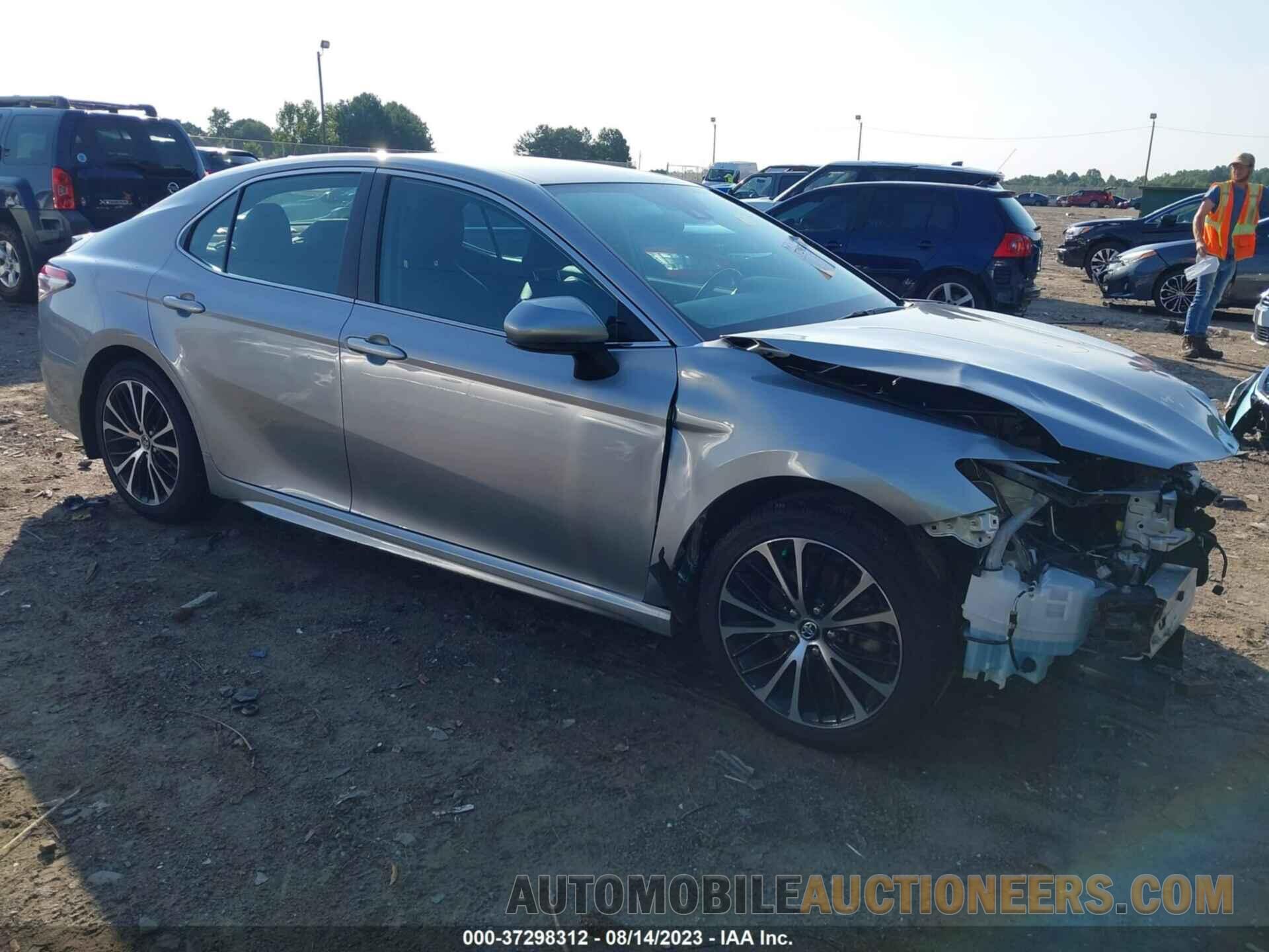 4T1B11HK0KU201387 TOYOTA CAMRY 2019