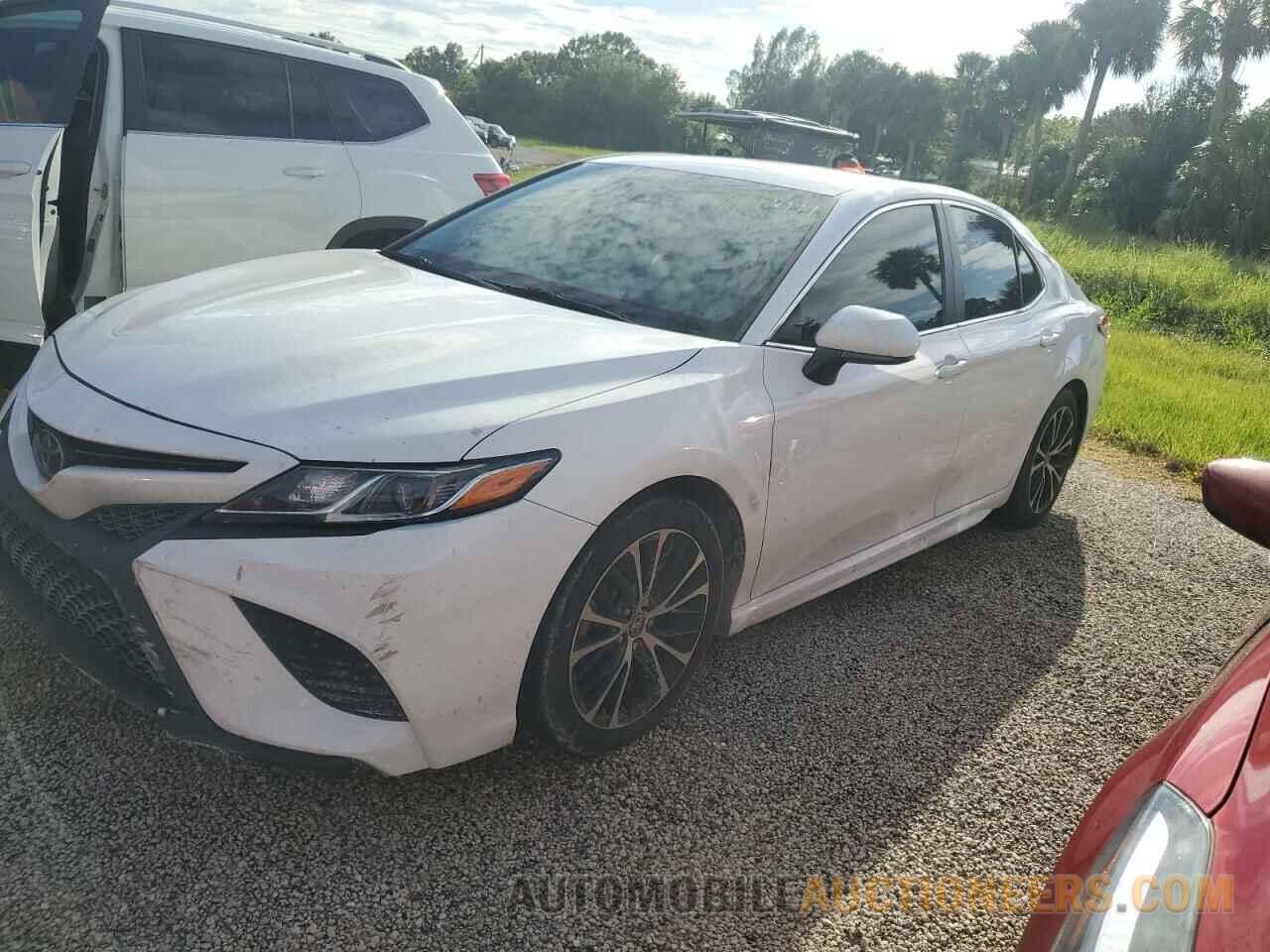 4T1B11HK0KU202426 TOYOTA CAMRY 2019