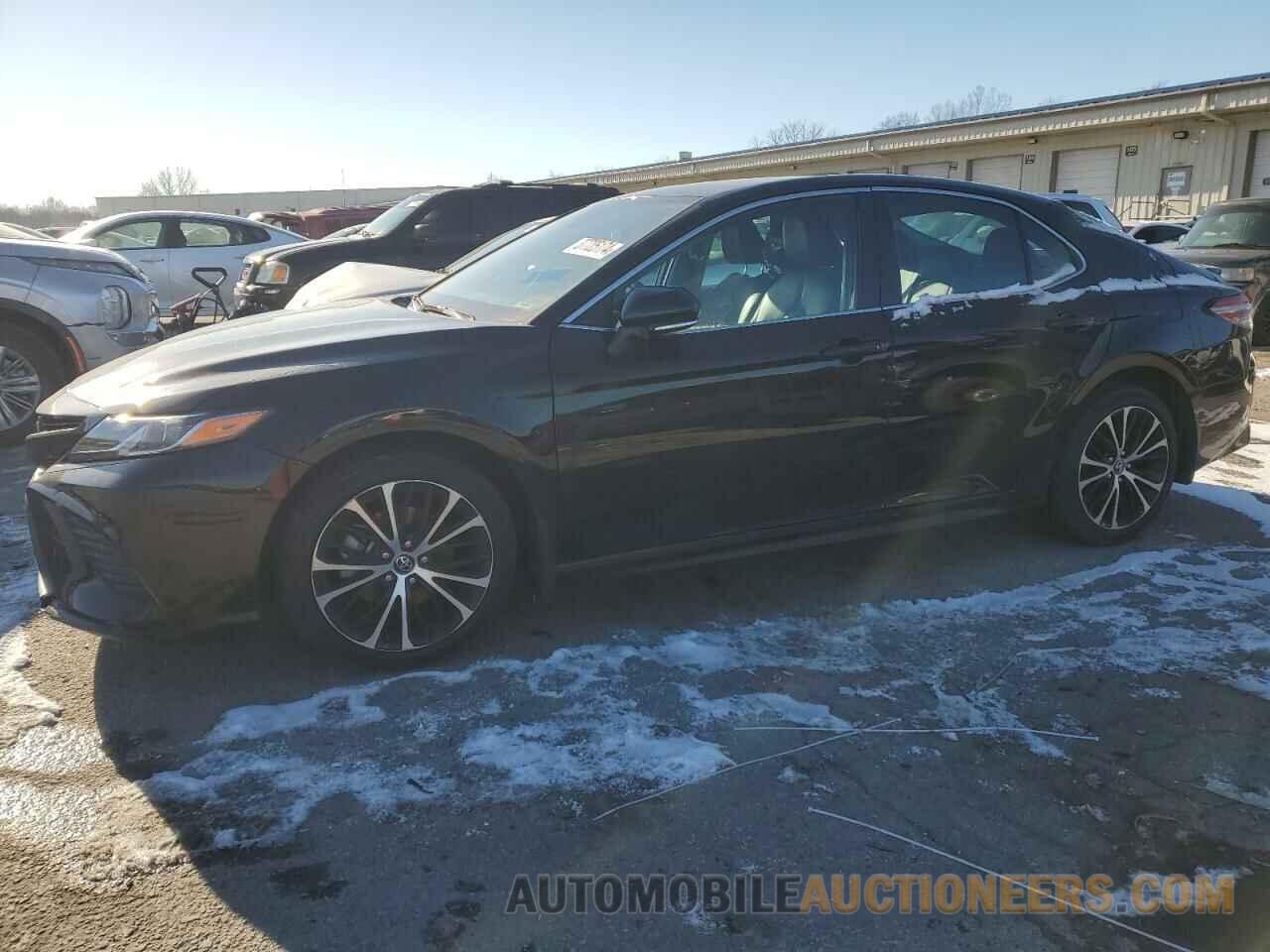 4T1B11HK0KU207531 TOYOTA CAMRY 2019