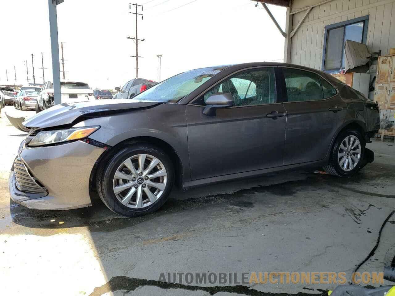 4T1B11HK0KU211112 TOYOTA CAMRY 2019