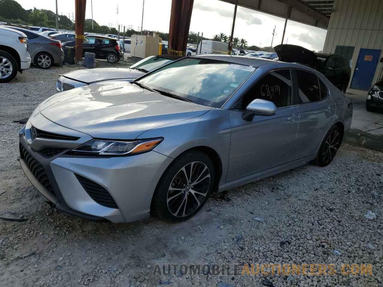 4T1B11HK0KU215211 TOYOTA CAMRY 2019