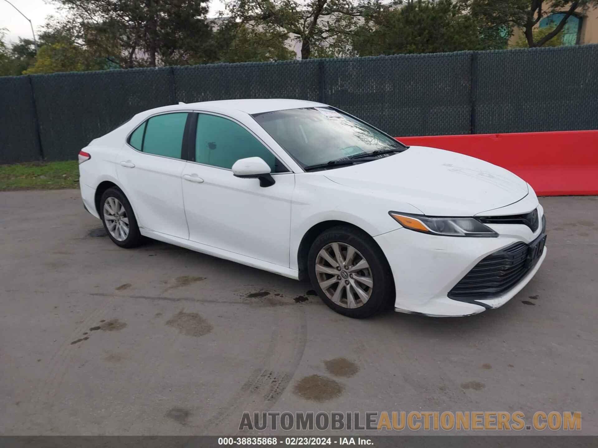 4T1B11HK0KU228198 TOYOTA CAMRY 2019