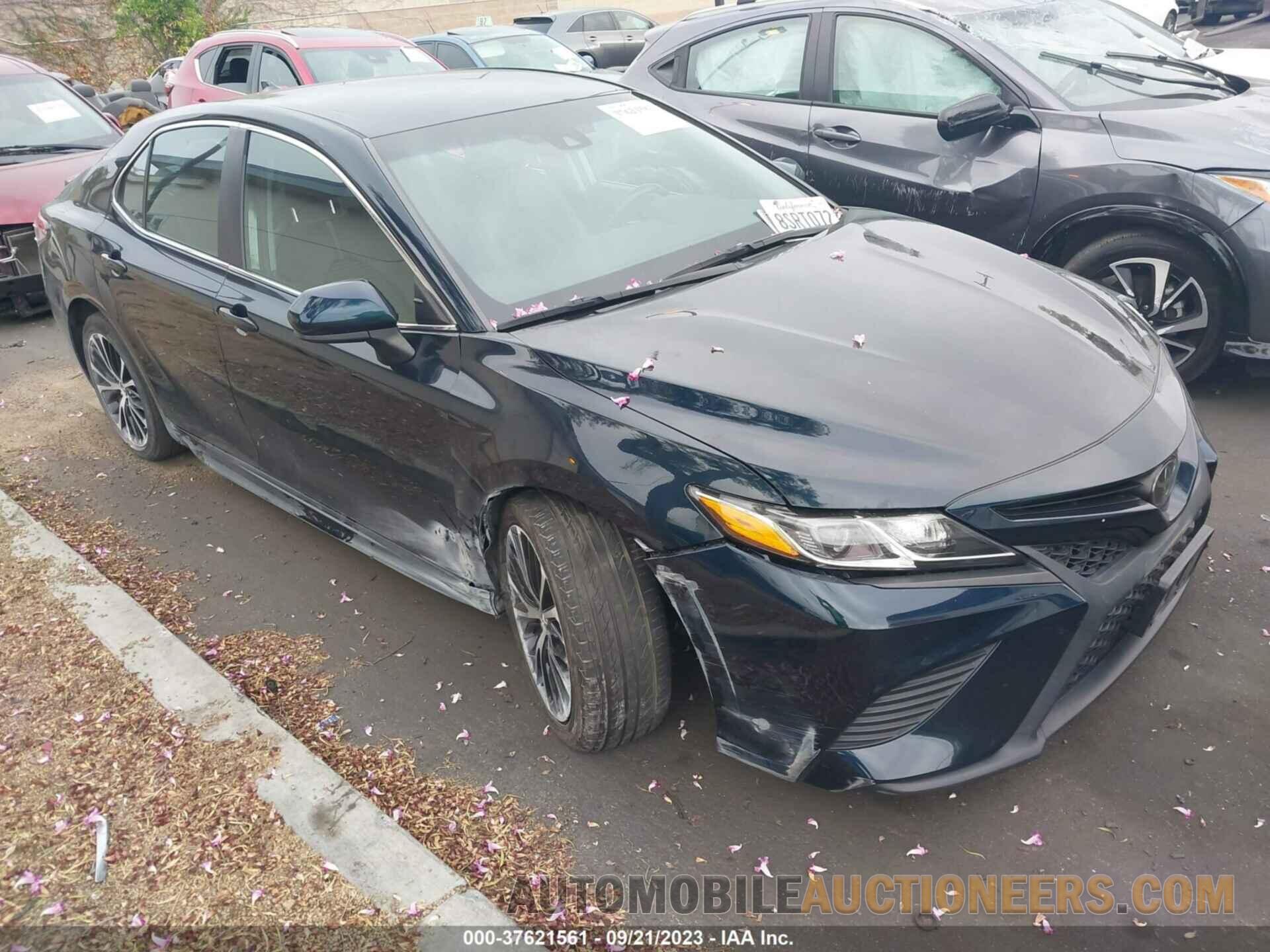 4T1B11HK0KU233028 TOYOTA CAMRY 2019