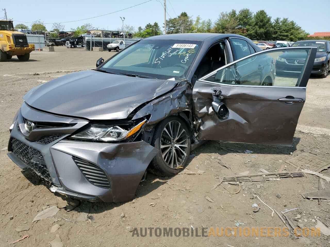 4T1B11HK0KU233871 TOYOTA CAMRY 2019