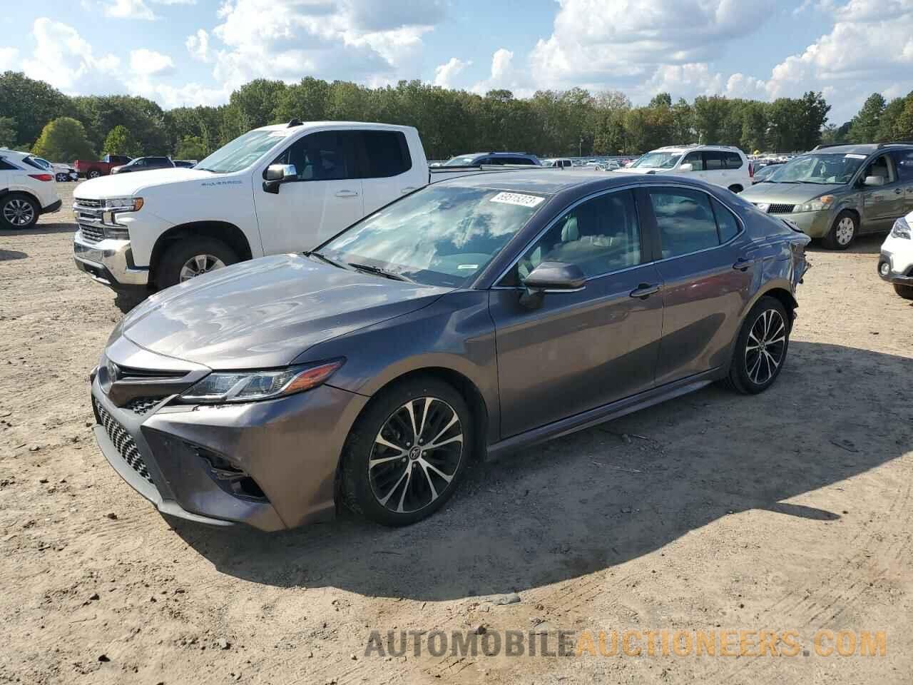 4T1B11HK0KU243199 TOYOTA CAMRY 2019