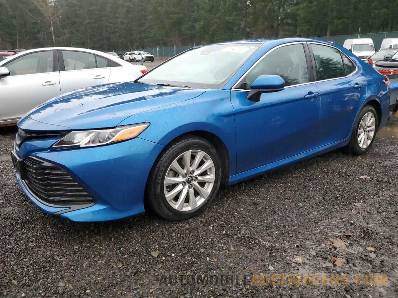 4T1B11HK0KU247818 TOYOTA CAMRY 2019