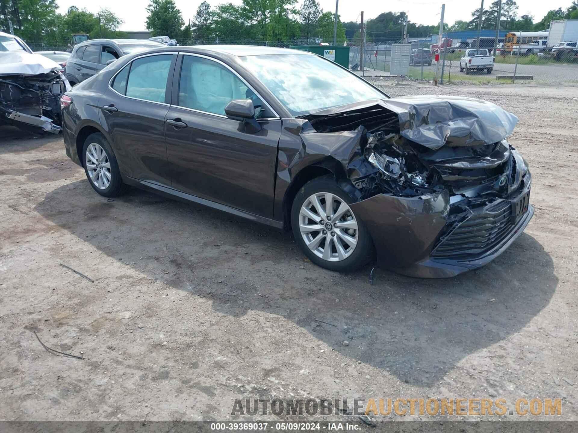 4T1B11HK0KU252484 TOYOTA CAMRY 2019