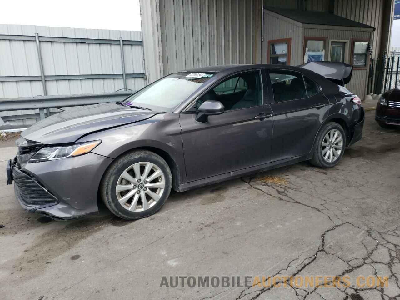 4T1B11HK0KU257667 TOYOTA CAMRY 2019