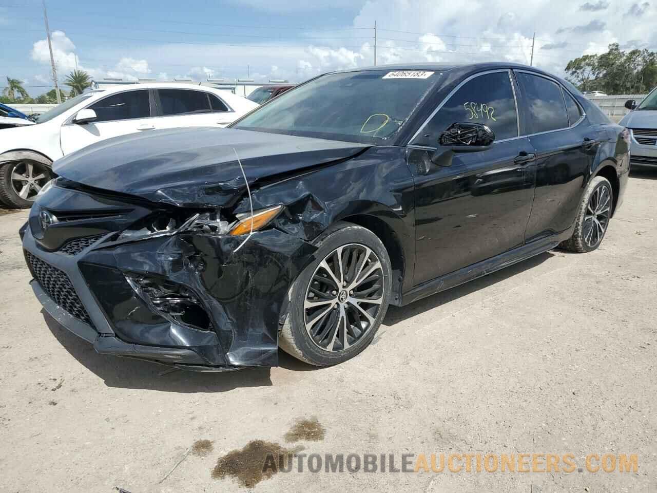 4T1B11HK0KU258477 TOYOTA CAMRY 2019