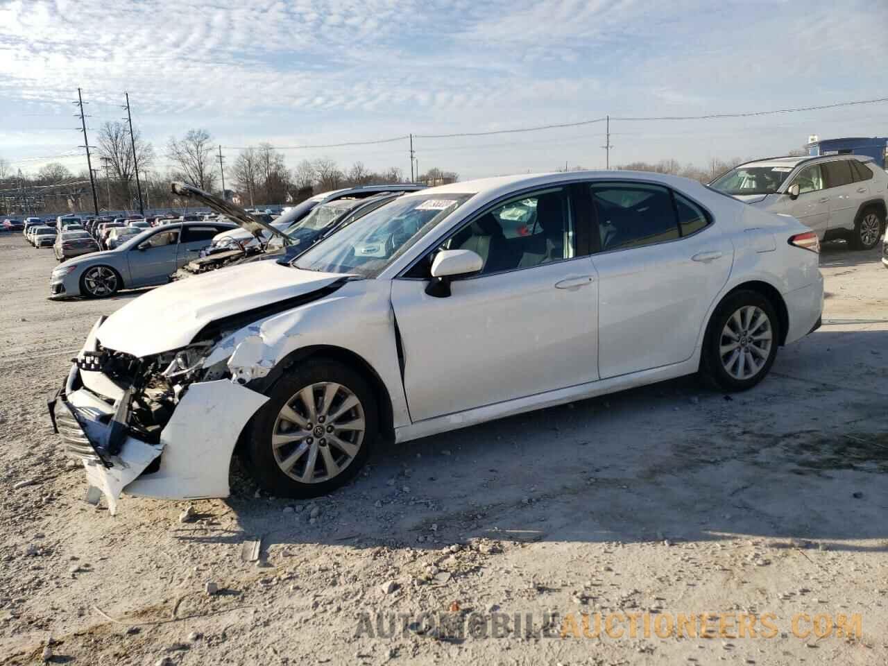 4T1B11HK0KU266529 TOYOTA CAMRY 2019