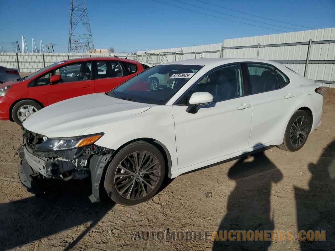 4T1B11HK0KU689028 TOYOTA CAMRY 2019