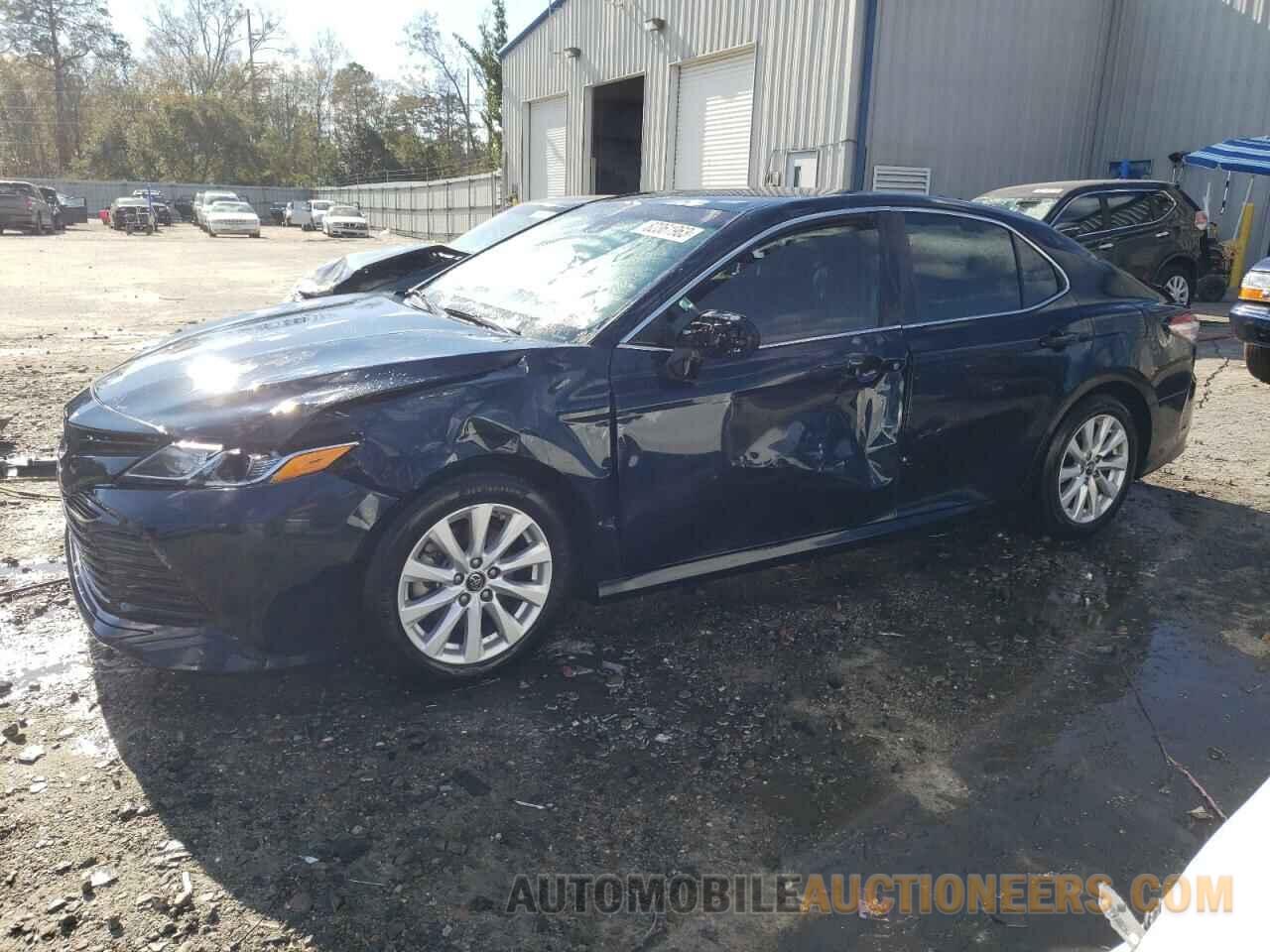 4T1B11HK0KU702196 TOYOTA CAMRY 2019