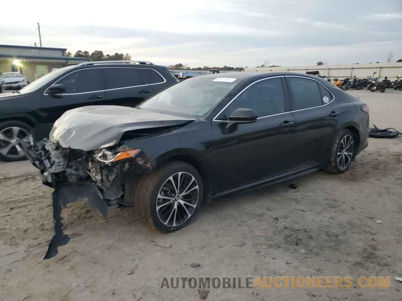 4T1B11HK0KU702523 TOYOTA CAMRY 2019