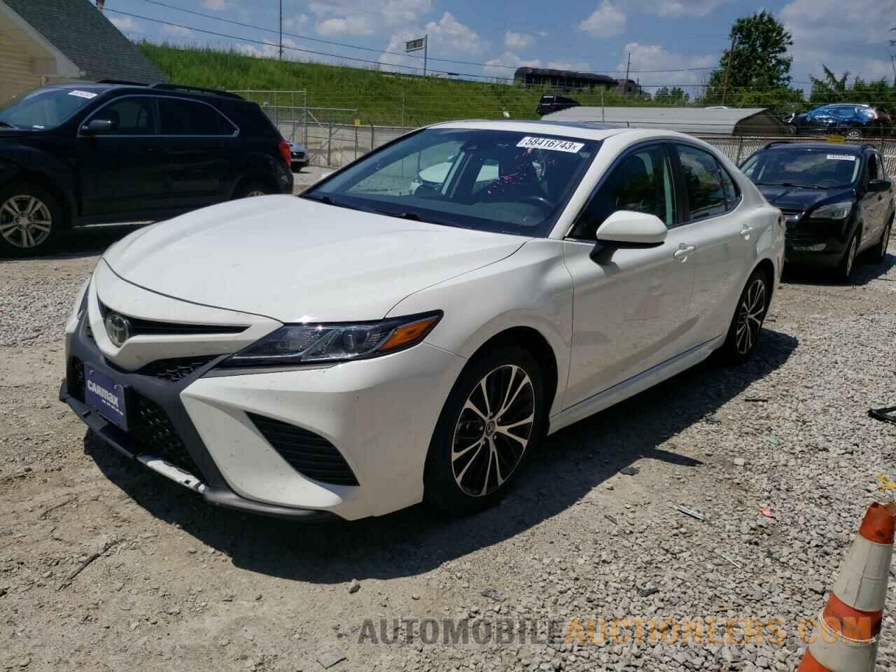 4T1B11HK0KU714512 TOYOTA CAMRY 2019