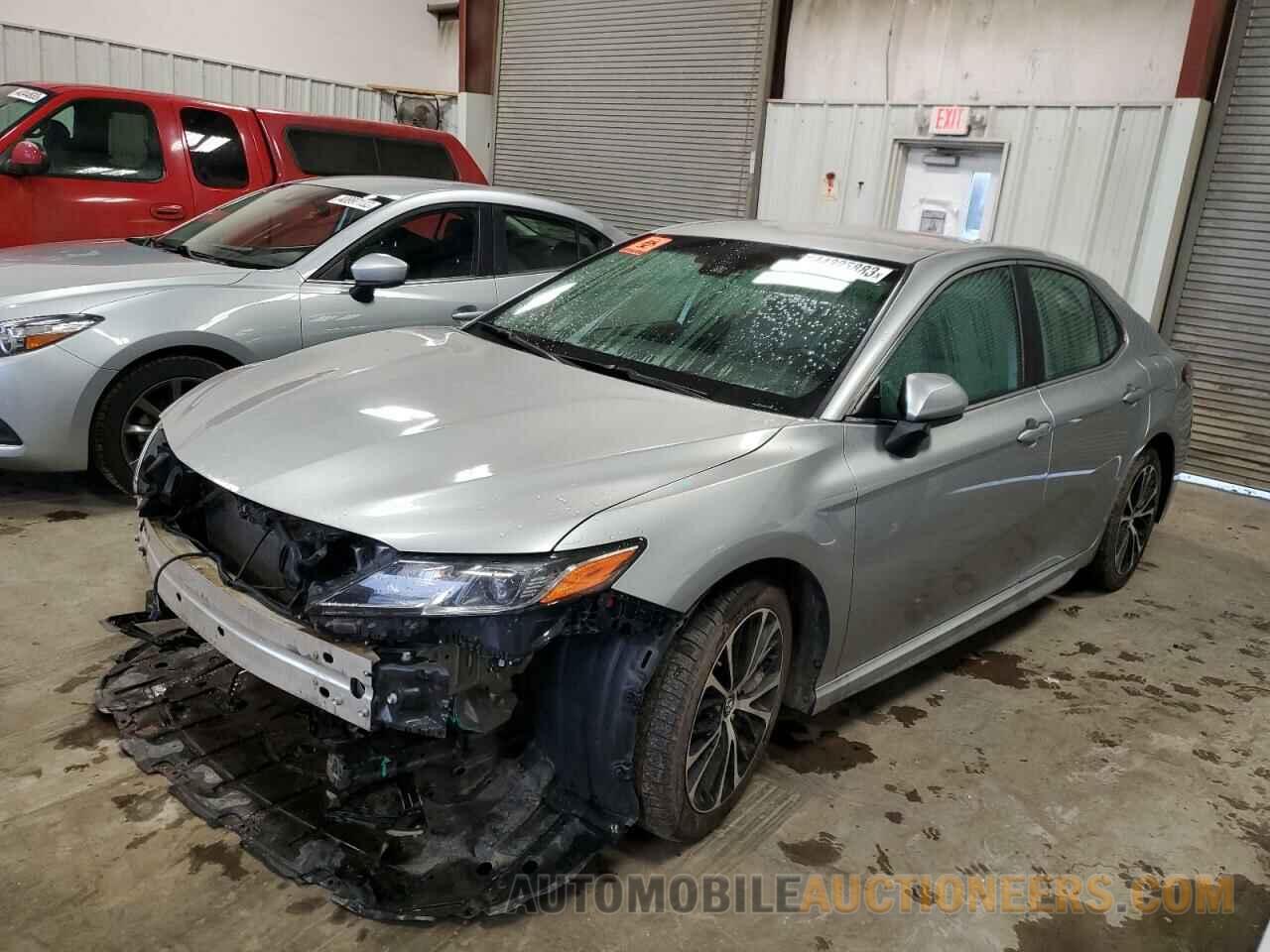 4T1B11HK0KU716762 TOYOTA CAMRY 2019