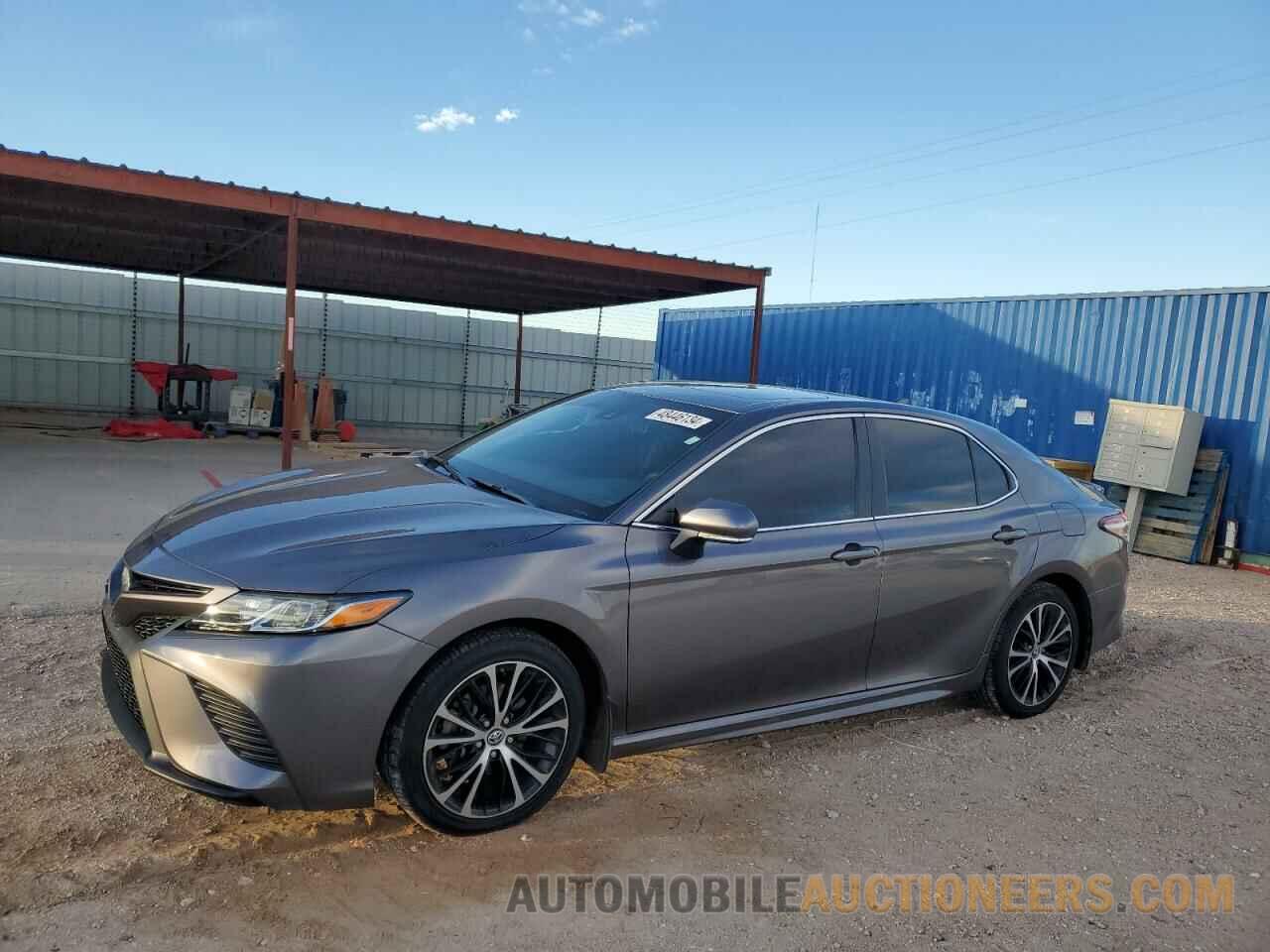 4T1B11HK0KU717328 TOYOTA CAMRY 2019