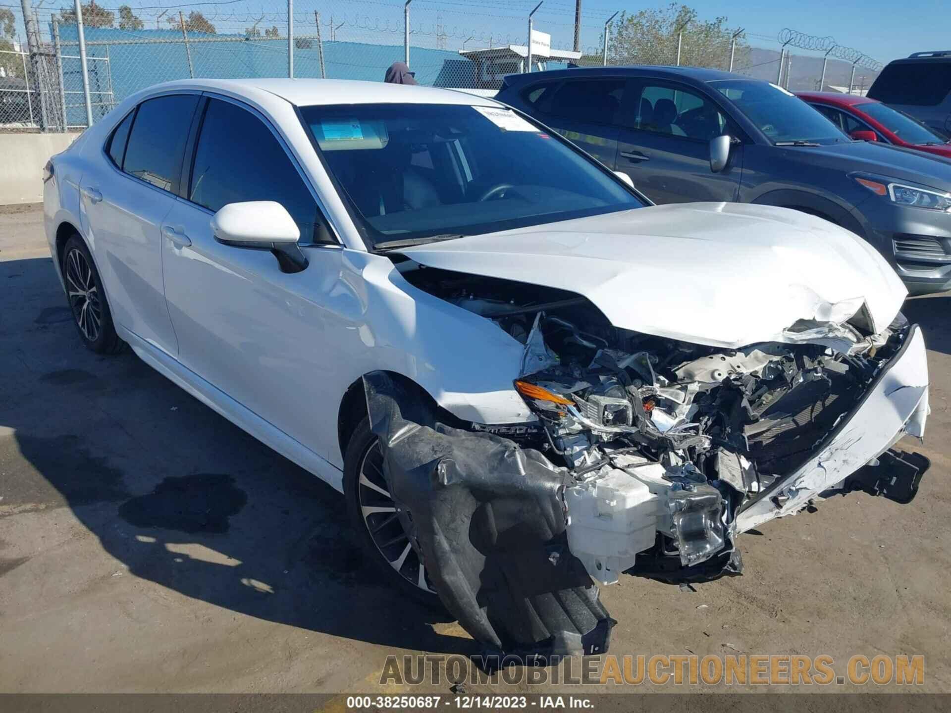 4T1B11HK0KU721587 TOYOTA CAMRY 2019