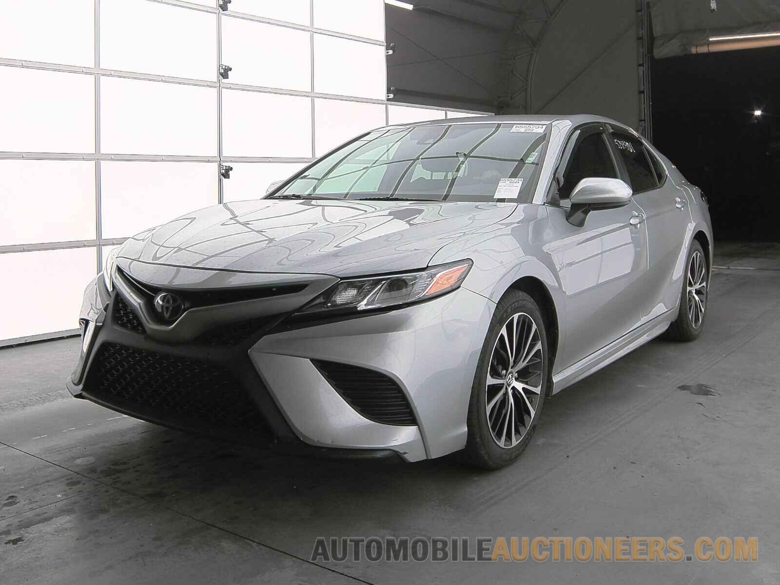 4T1B11HK0KU722920 Toyota Camry 2019