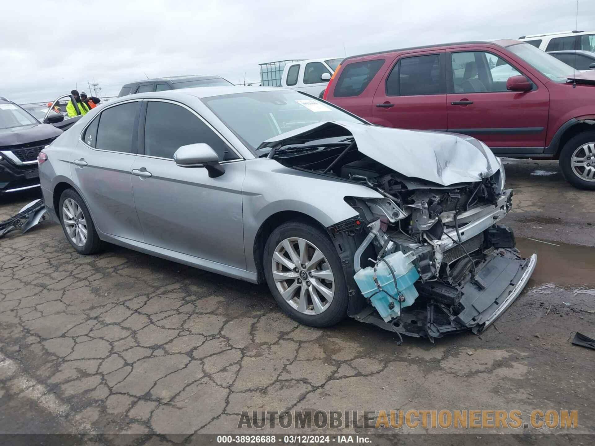 4T1B11HK0KU723209 TOYOTA CAMRY 2019