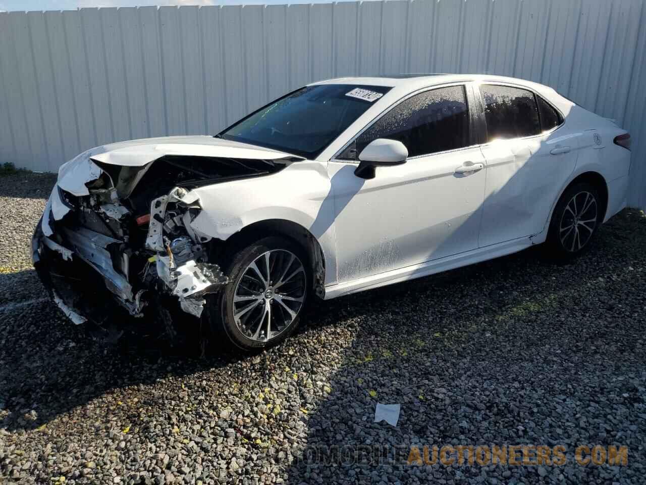 4T1B11HK0KU726823 TOYOTA CAMRY 2019