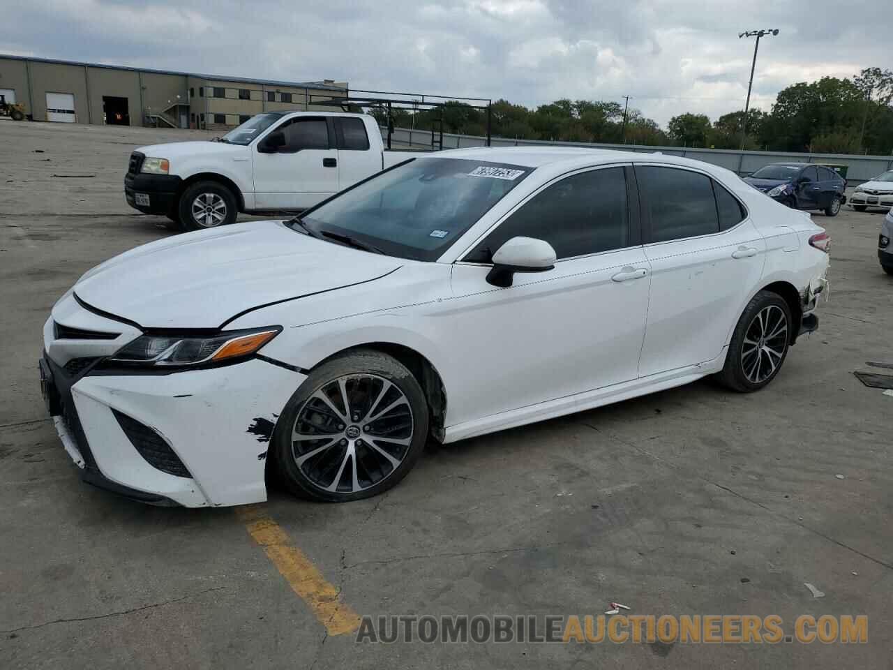 4T1B11HK0KU733805 TOYOTA CAMRY 2019