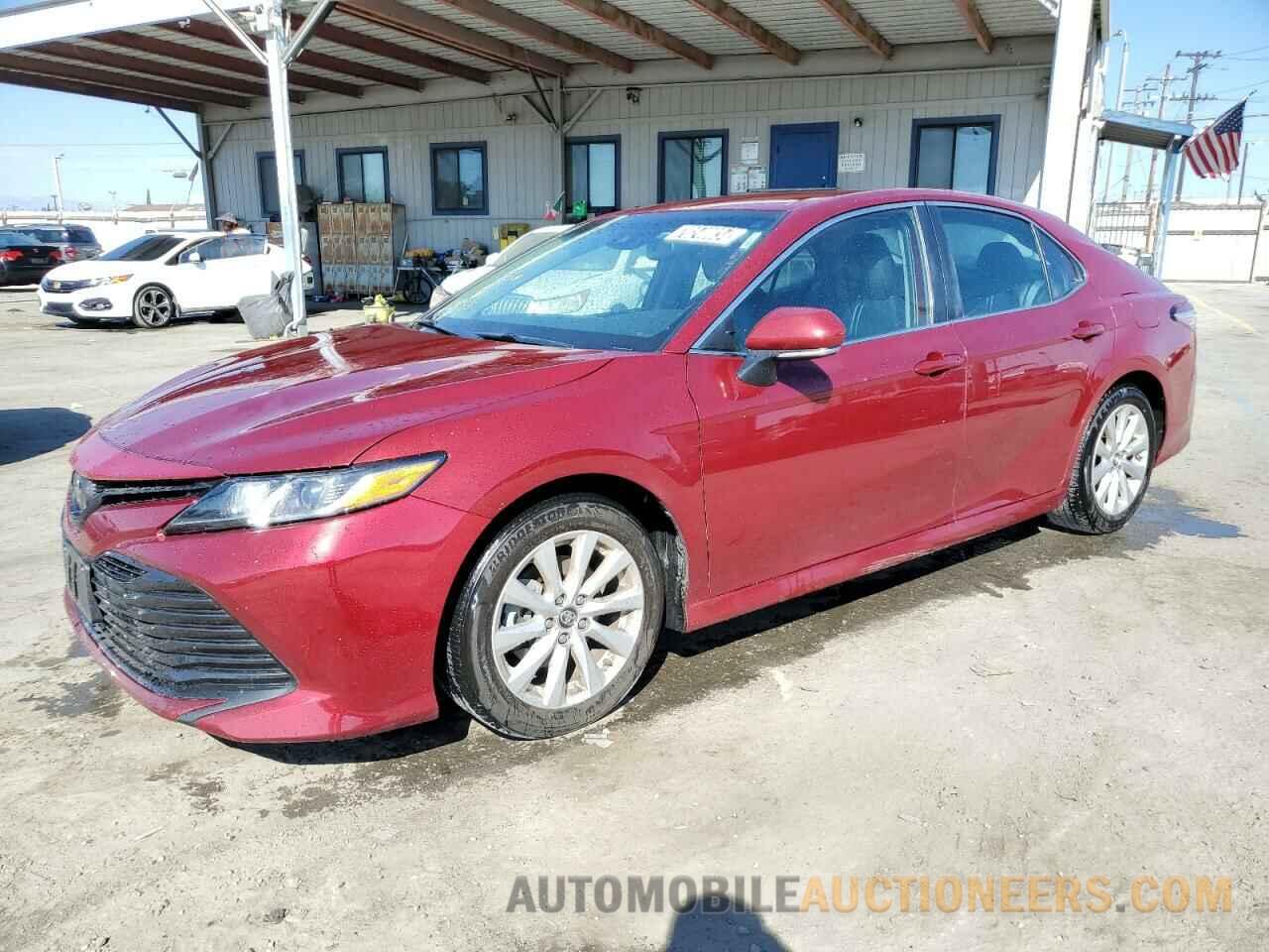 4T1B11HK0KU735635 TOYOTA CAMRY 2019