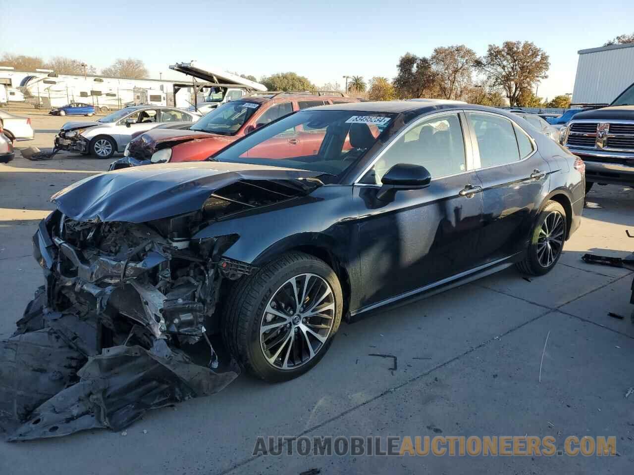 4T1B11HK0KU736199 TOYOTA CAMRY 2019