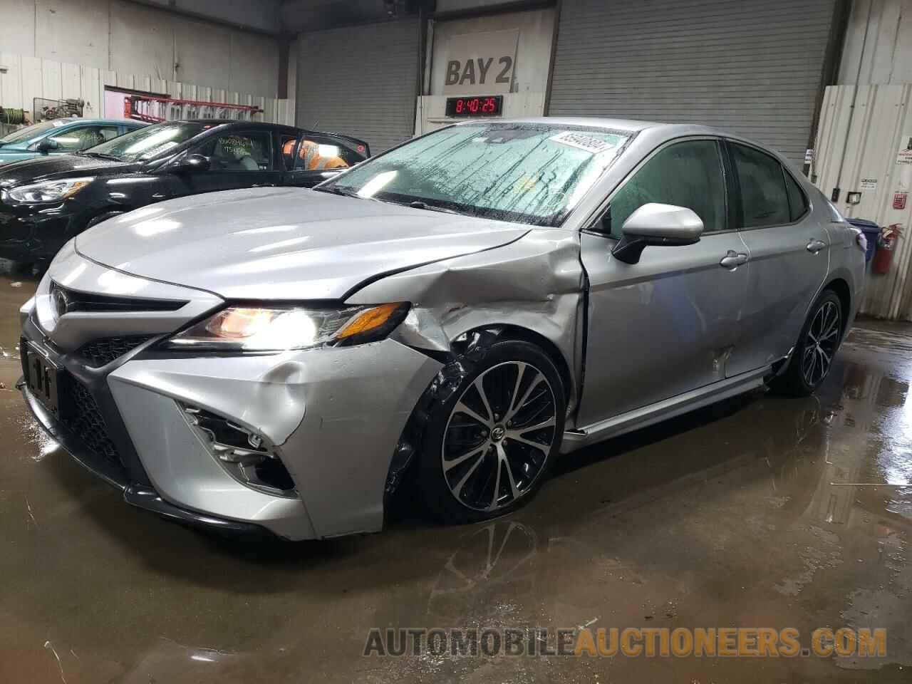 4T1B11HK0KU739975 TOYOTA CAMRY 2019