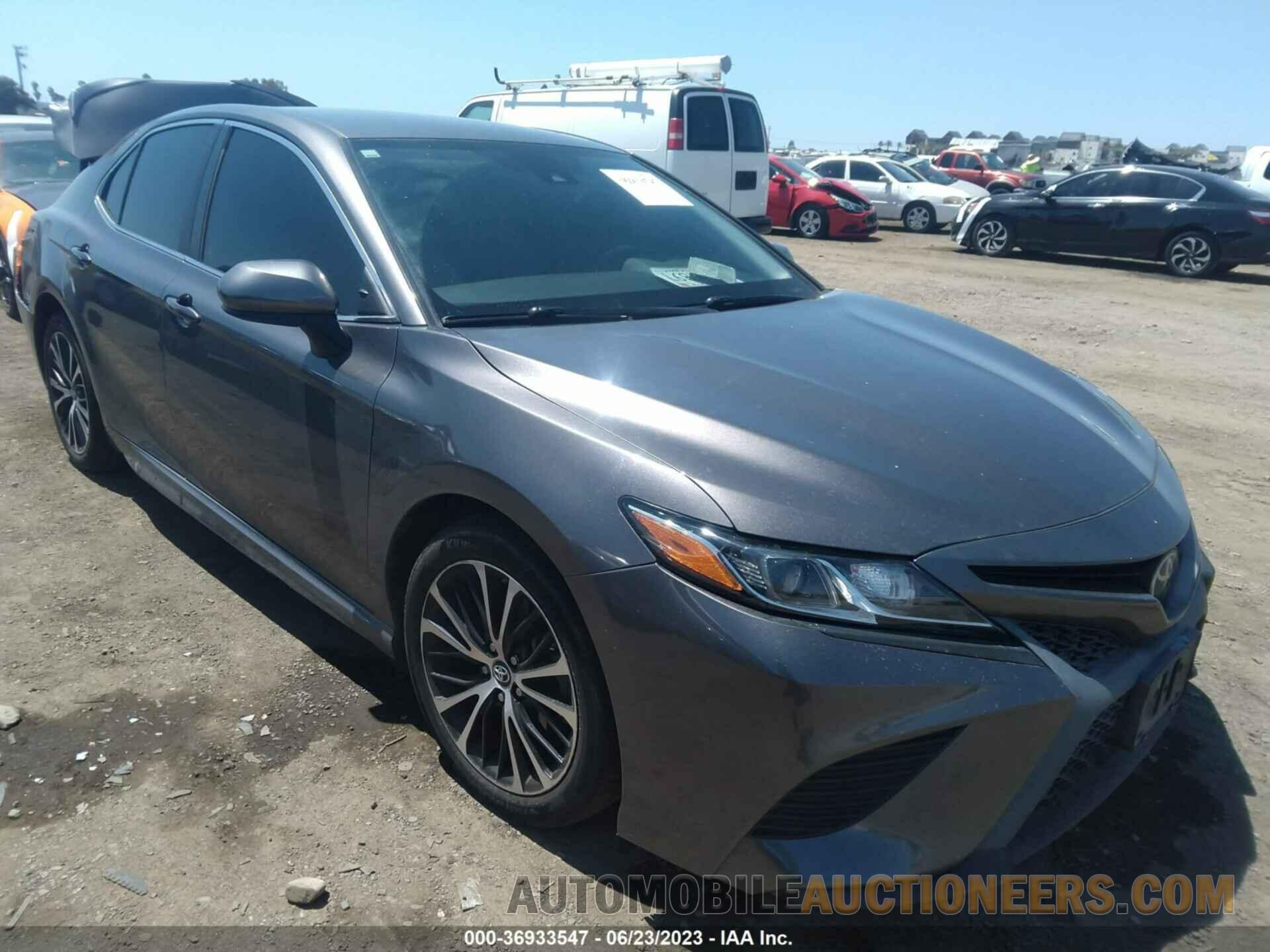 4T1B11HK0KU742519 TOYOTA CAMRY 2019