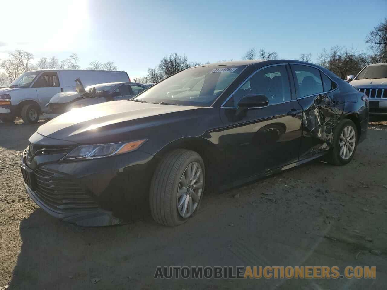 4T1B11HK0KU752791 TOYOTA CAMRY 2019