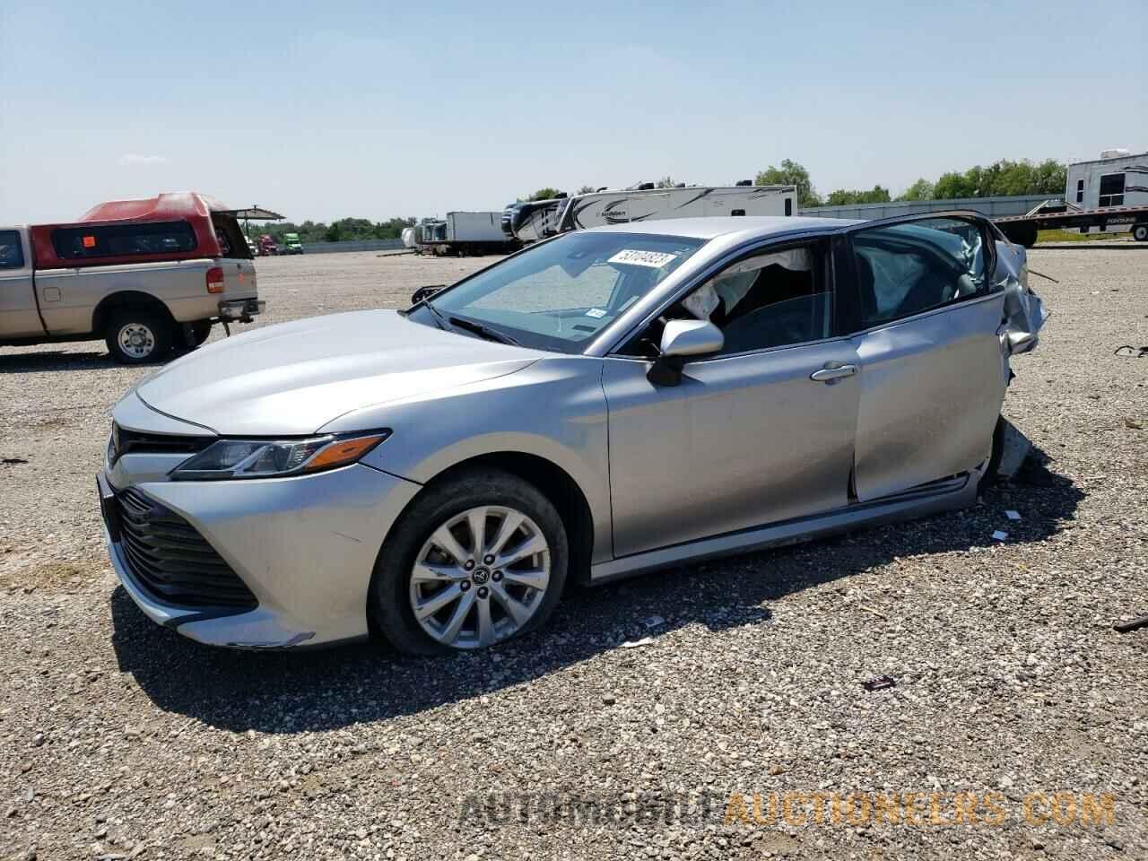 4T1B11HK0KU753732 TOYOTA CAMRY 2019