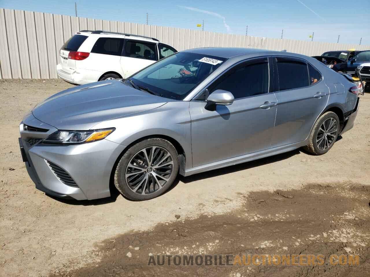 4T1B11HK0KU760924 TOYOTA CAMRY 2019