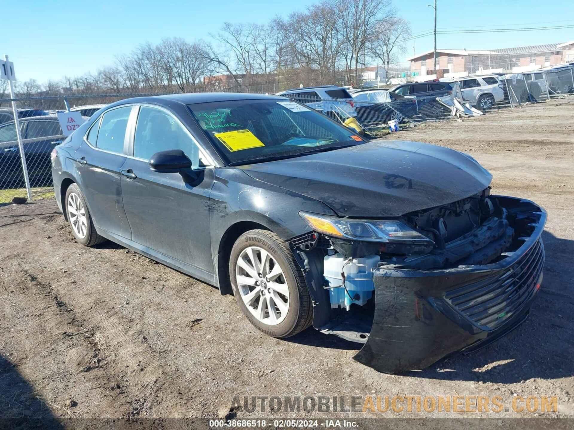 4T1B11HK0KU761698 TOYOTA CAMRY 2019