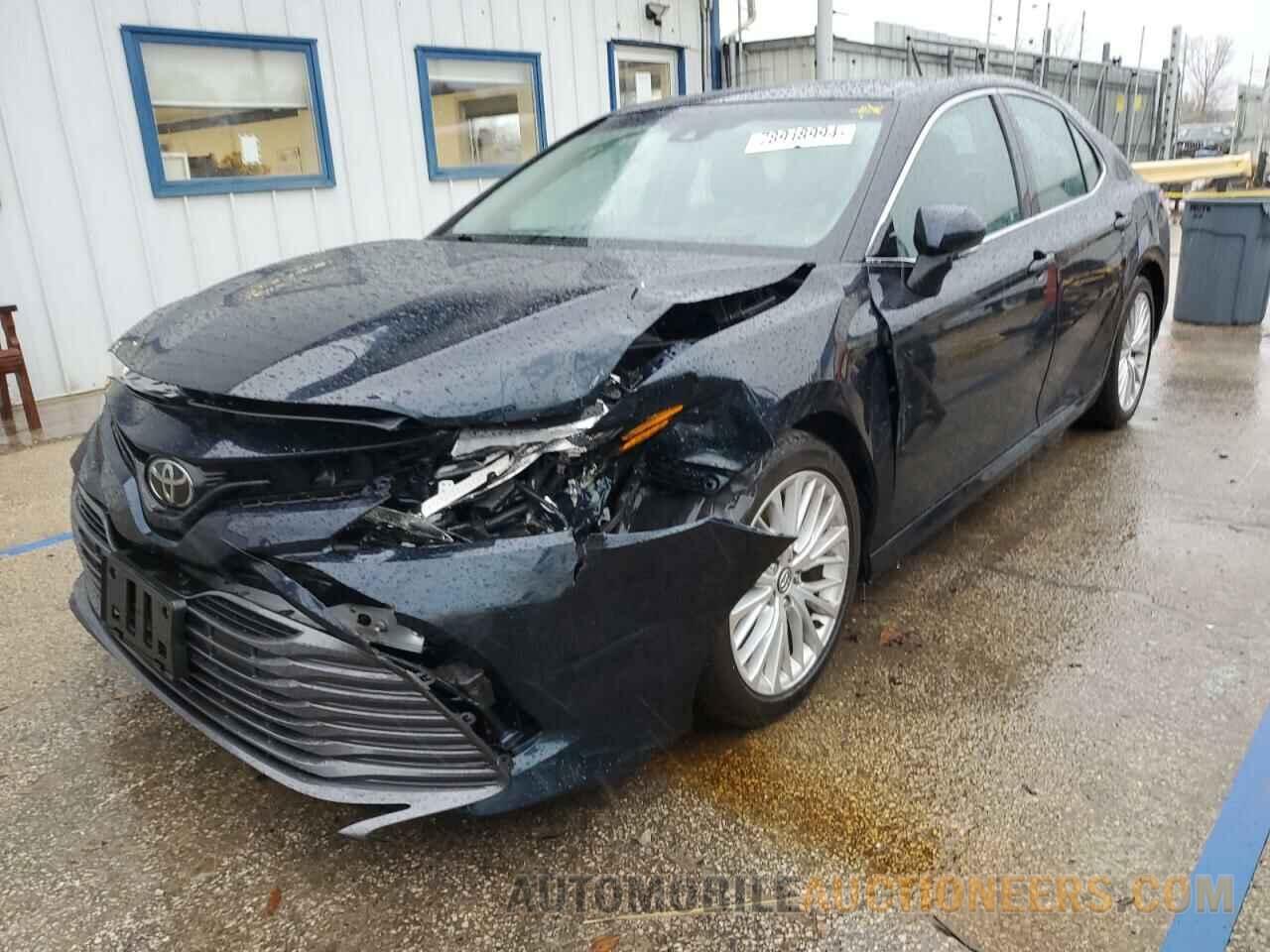 4T1B11HK0KU767047 TOYOTA CAMRY 2019