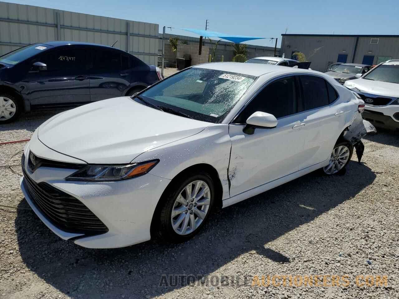 4T1B11HK0KU770885 TOYOTA CAMRY 2019