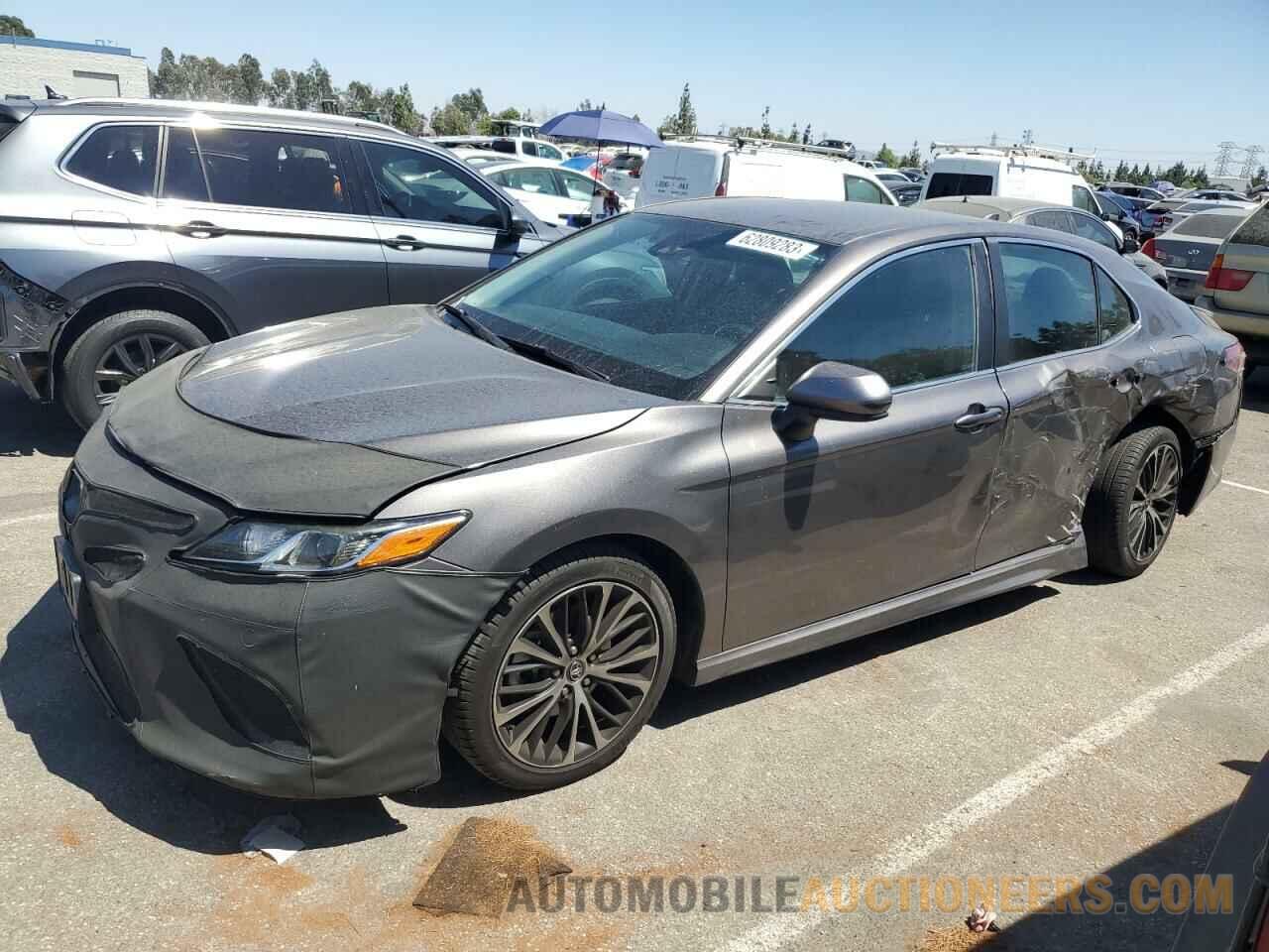 4T1B11HK0KU773818 TOYOTA CAMRY 2019