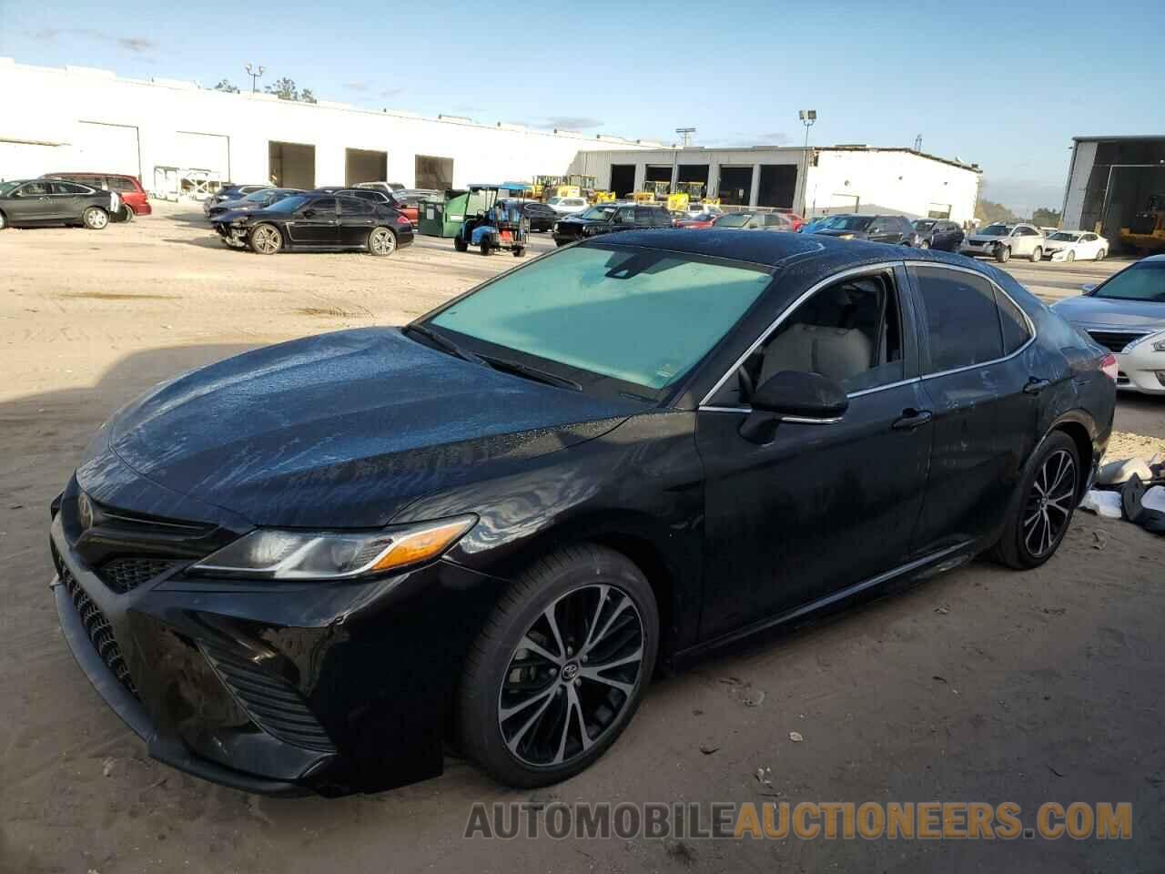 4T1B11HK0KU776086 TOYOTA CAMRY 2019