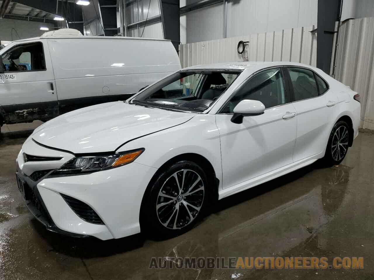 4T1B11HK0KU778663 TOYOTA CAMRY 2019