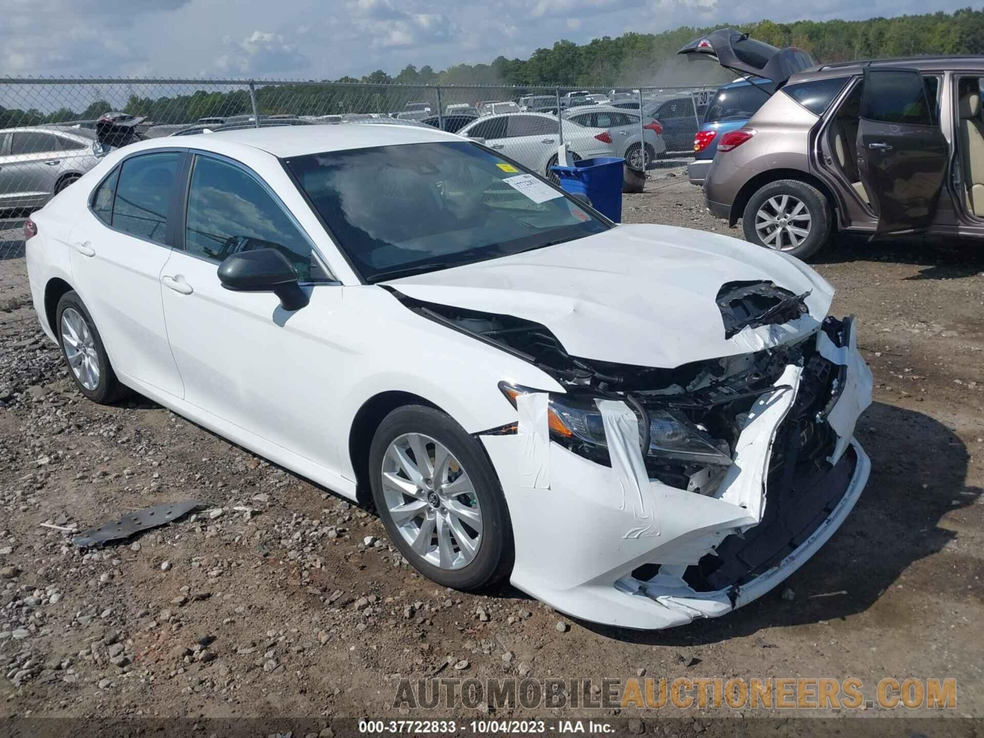 4T1B11HK0KU785600 TOYOTA CAMRY 2019