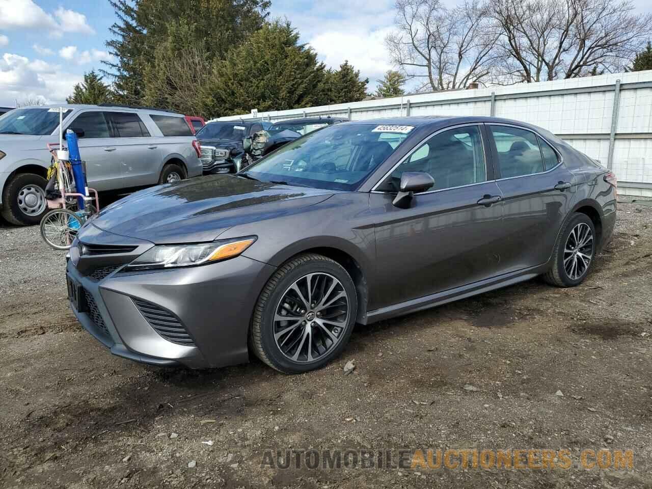 4T1B11HK0KU801245 TOYOTA CAMRY 2019