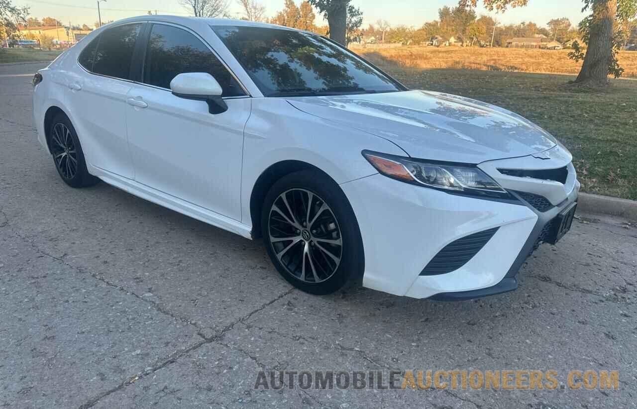 4T1B11HK0KU810723 TOYOTA CAMRY 2019