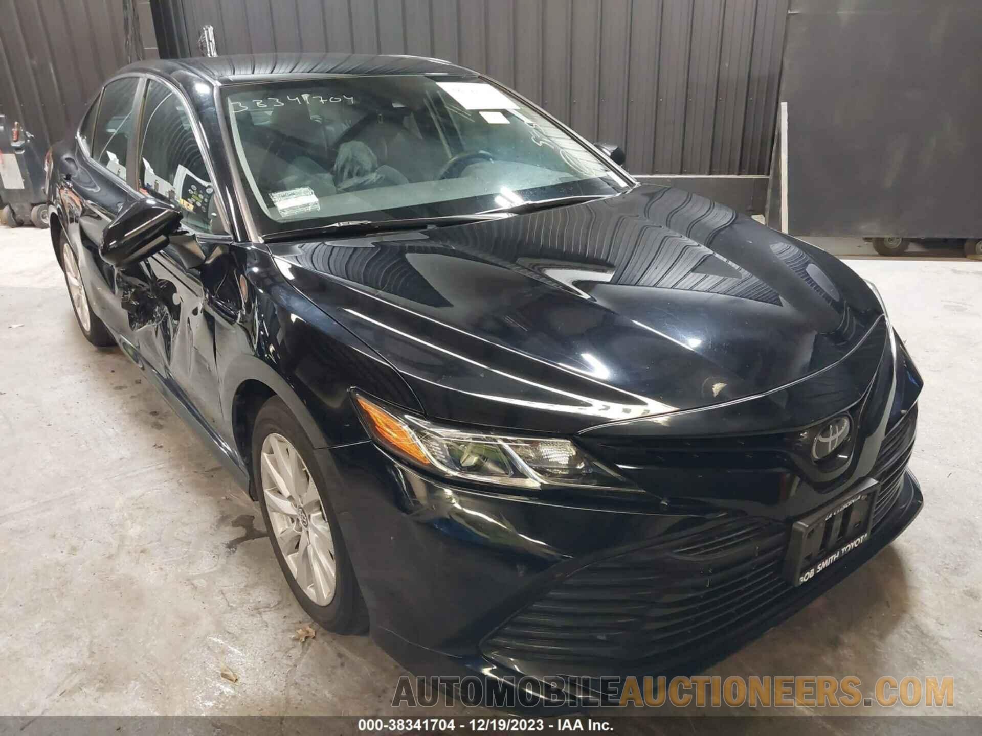 4T1B11HK0KU821768 TOYOTA CAMRY 2019