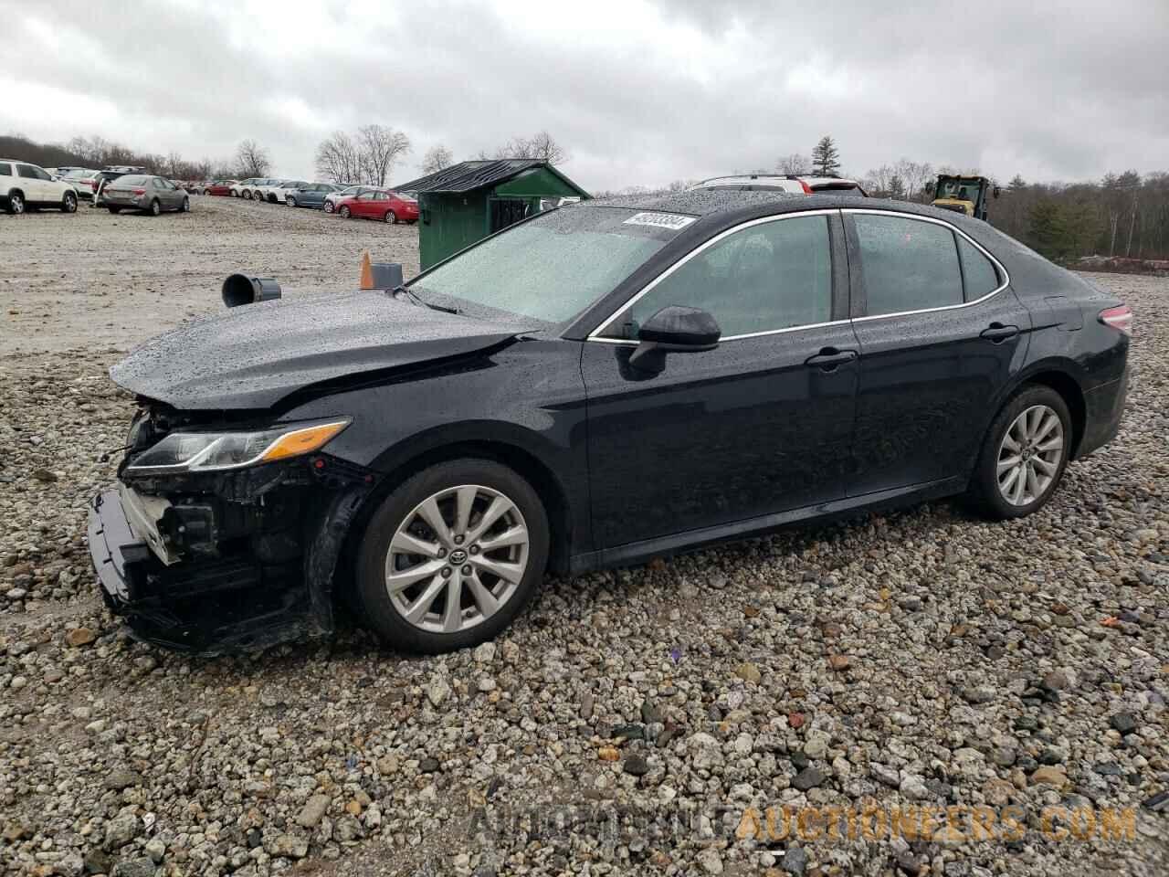 4T1B11HK0KU822306 TOYOTA CAMRY 2019